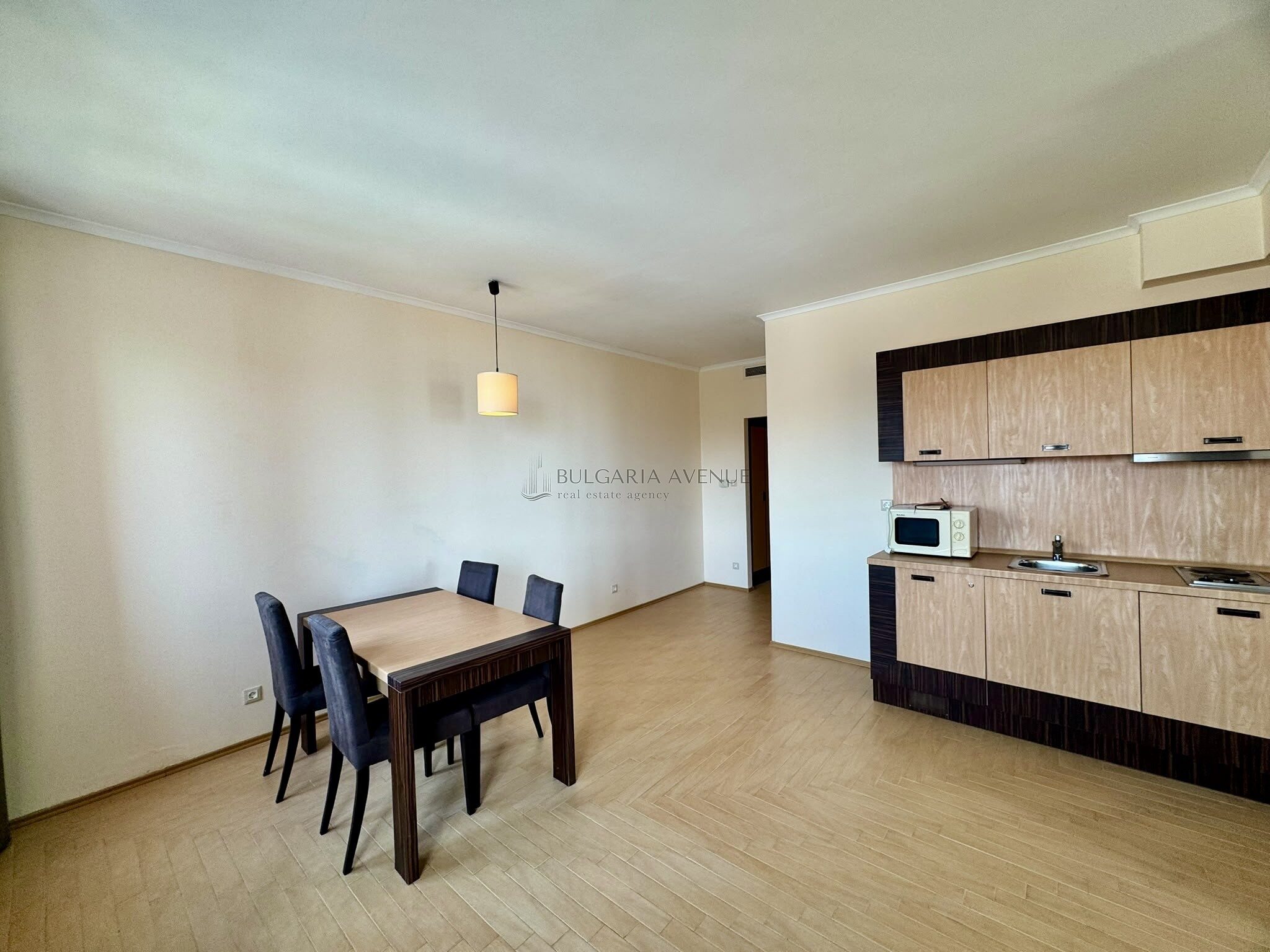 Элитный панорамный апартамент с 1 спальней в Majestic Beach Resort (Солнечный Берег) - 50 метров от пляжа!