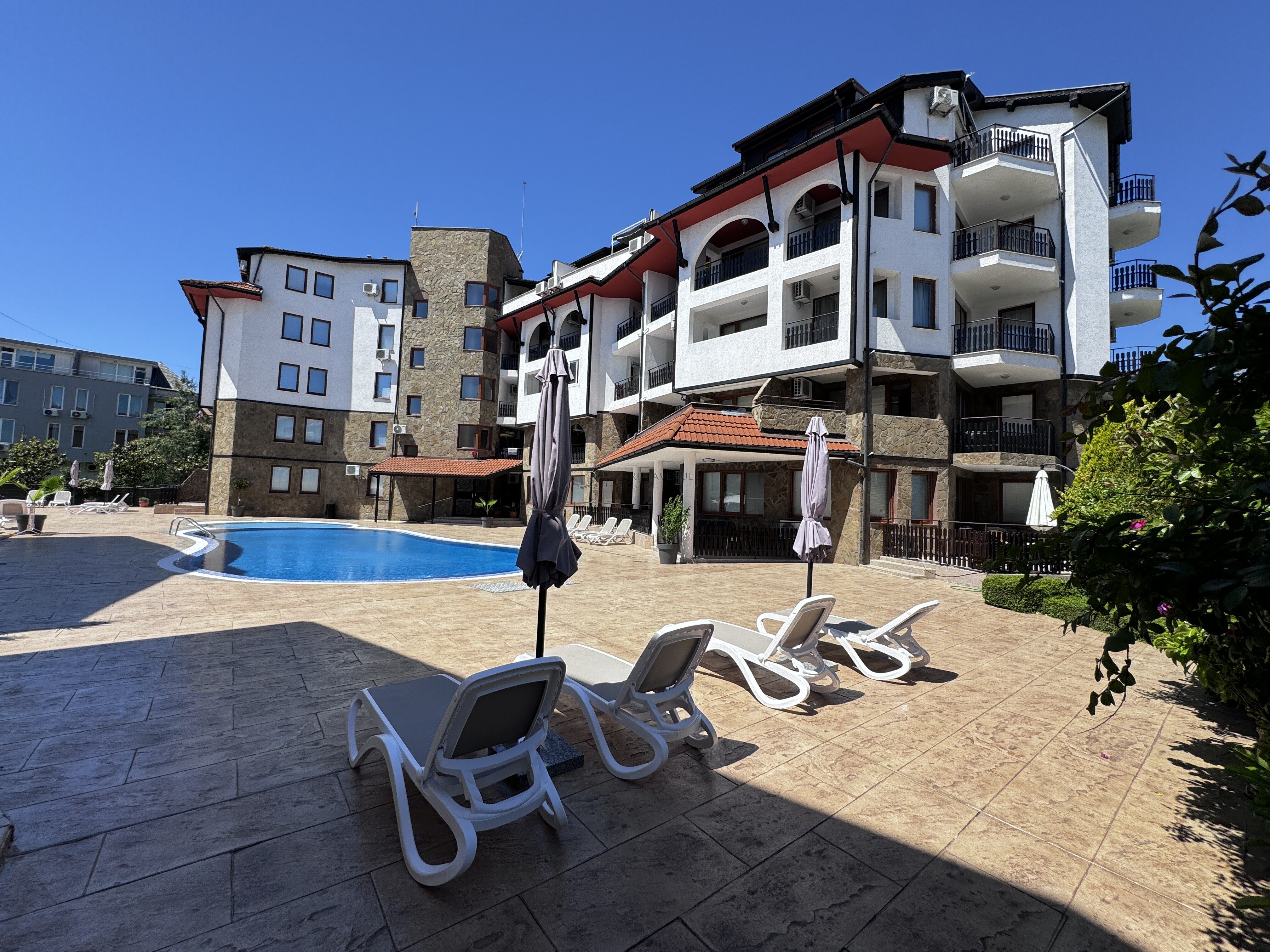 Уютная двухкомнатная квартира в комплексе Sun Sea Resort Равда