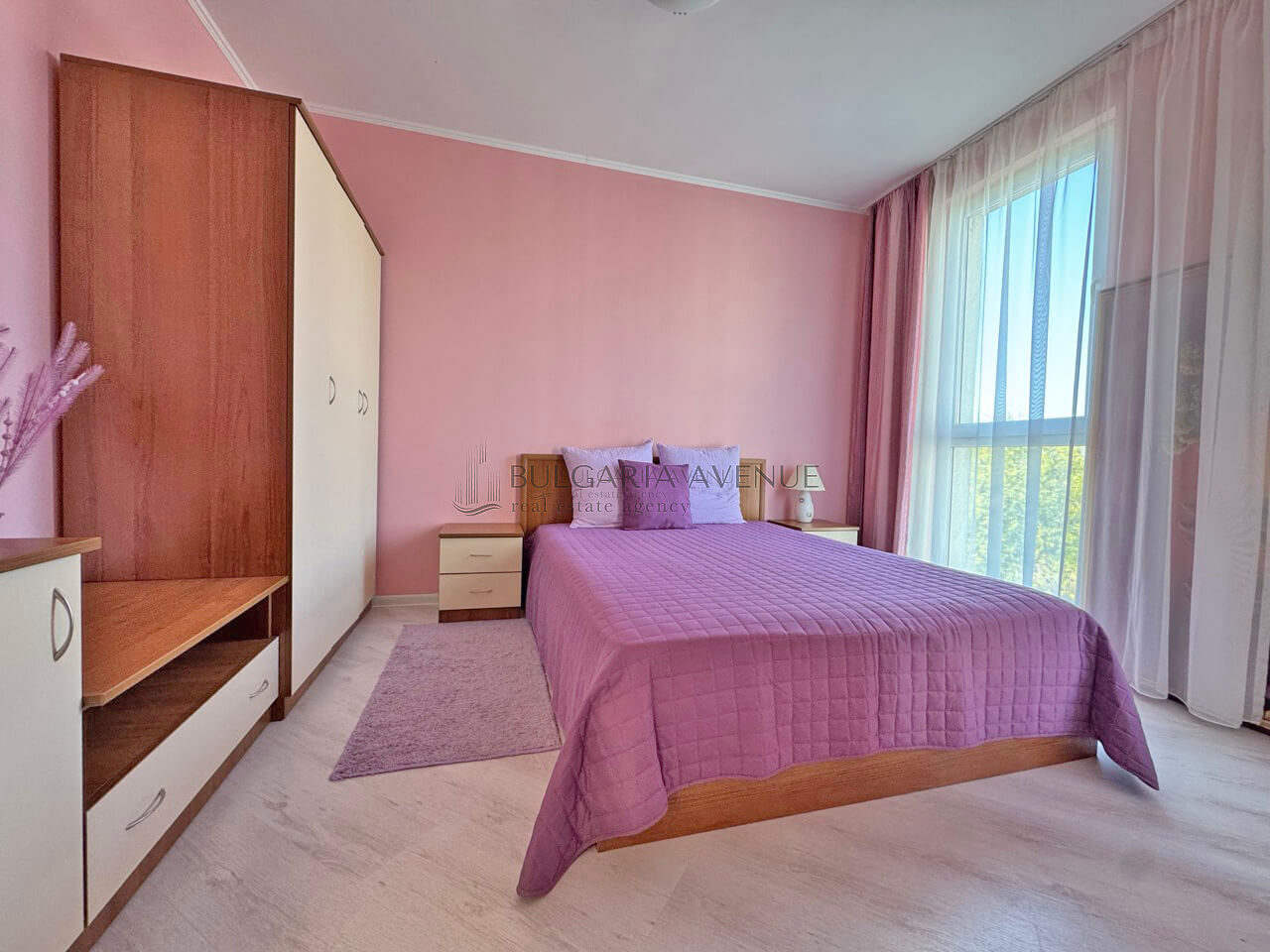 Просторная двухкомнатная квартира в комплексе Casa Del Sol Солнечный Берег