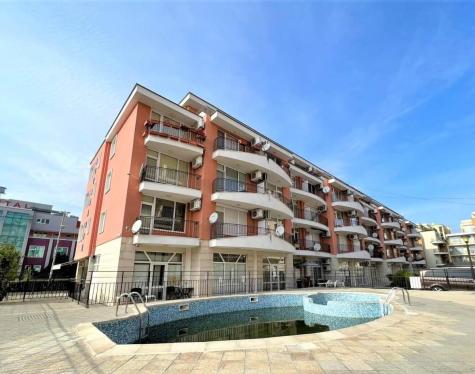 Недвижимость в комплексе Aquamarine 4* / Аквамарин апарткомплекс, Солнечный берег