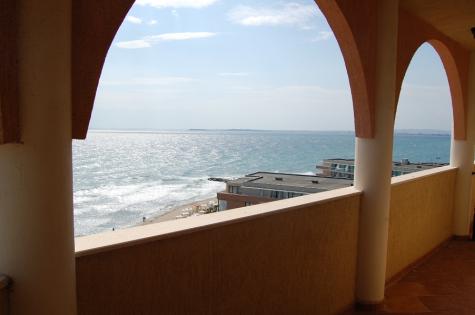 Prices for apartments in Elenite by the sea