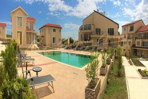 Недвижимость в Chateau Sea Breeze / Шато Си Бриз, Кошарица
