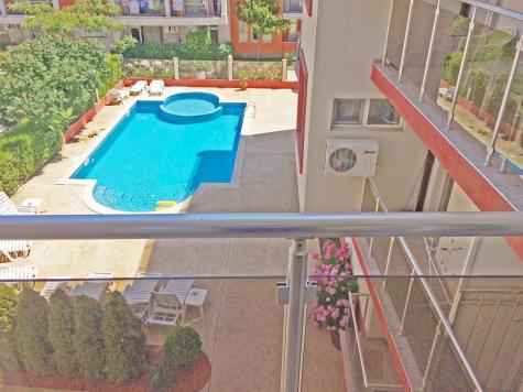 Swimming pool in the Sunny Garden complex