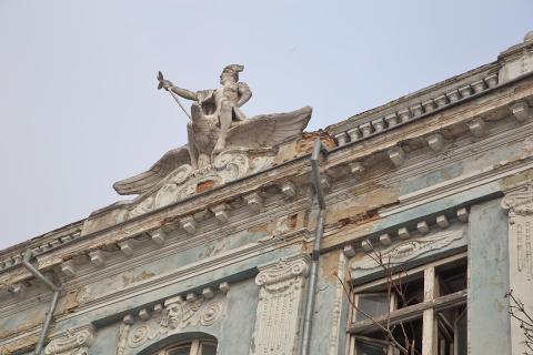Top 5 unusual buildings of Bulgaria: abandoned houses and architectural landmarks