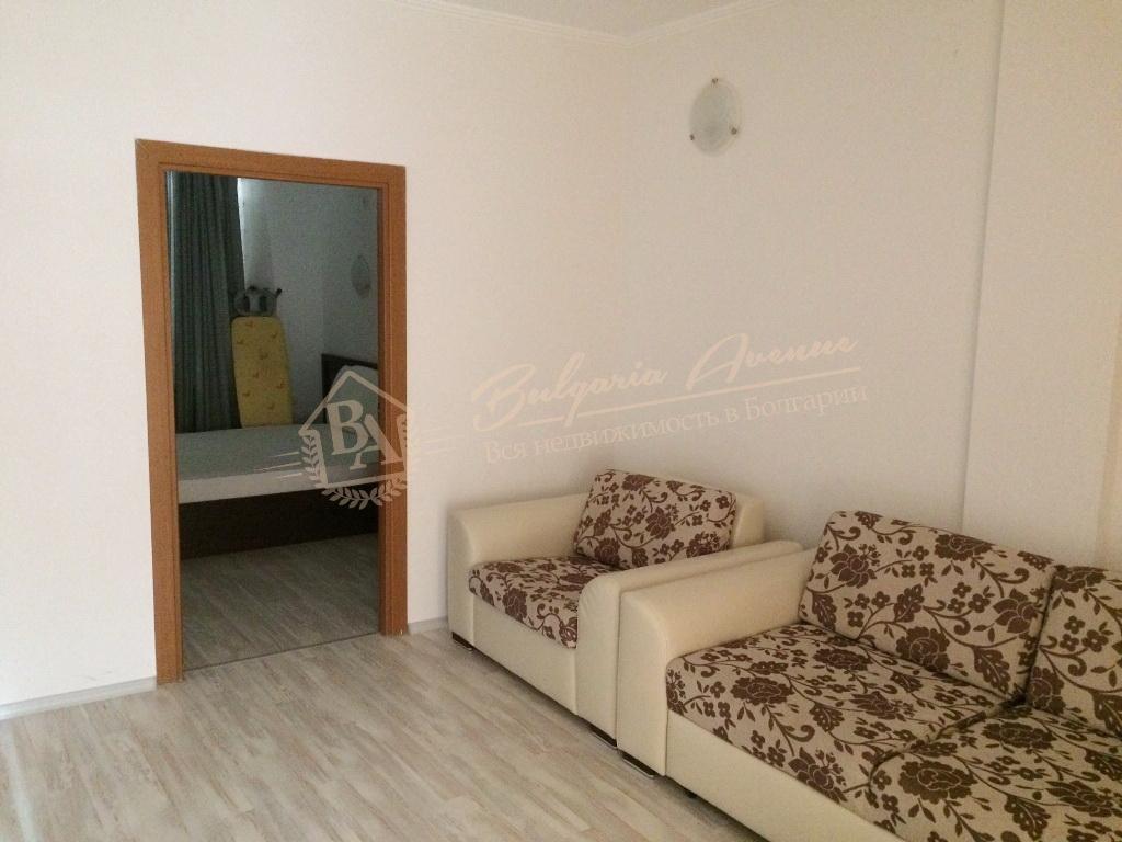 House, Villas Romana, Elenite