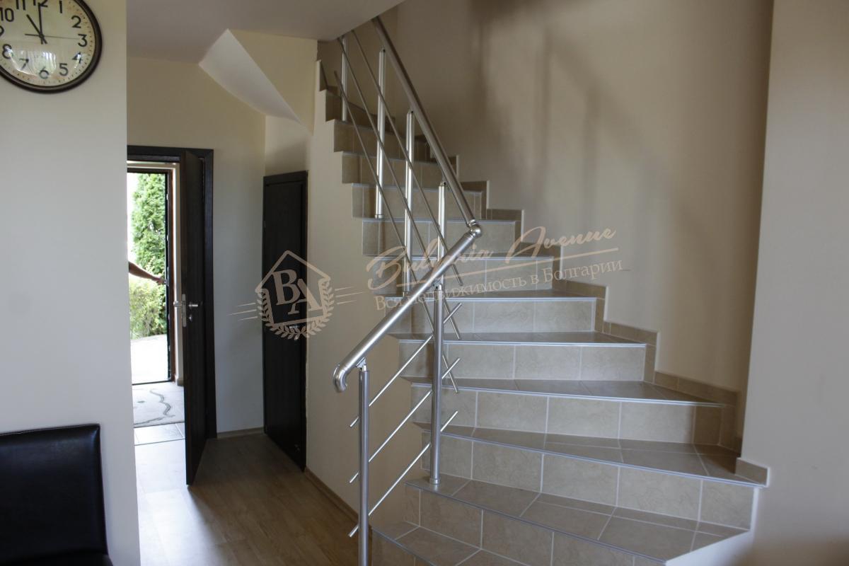 Townhouse, Chairite, Kosharitsa