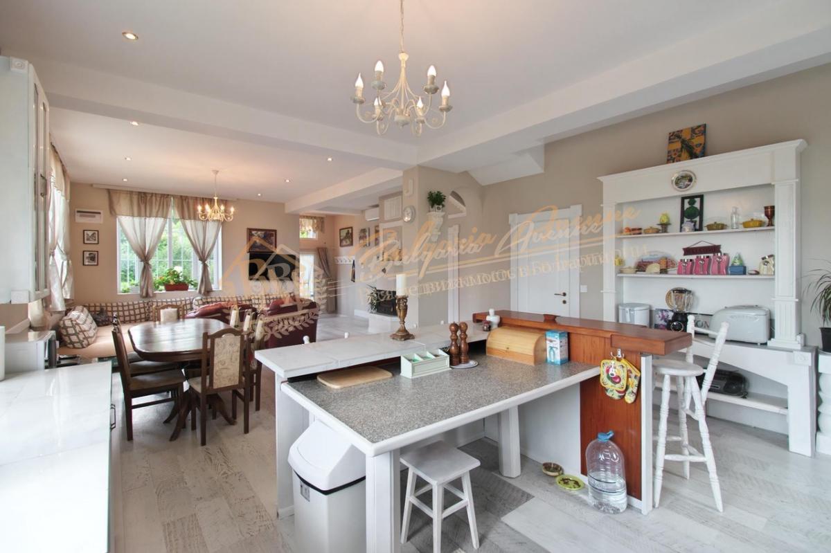 Unique offer! House with sea view in Varna