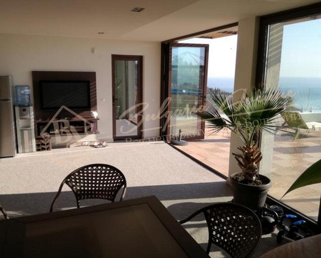 Luxury private house. Sea view. 400 m to the beach, Varna