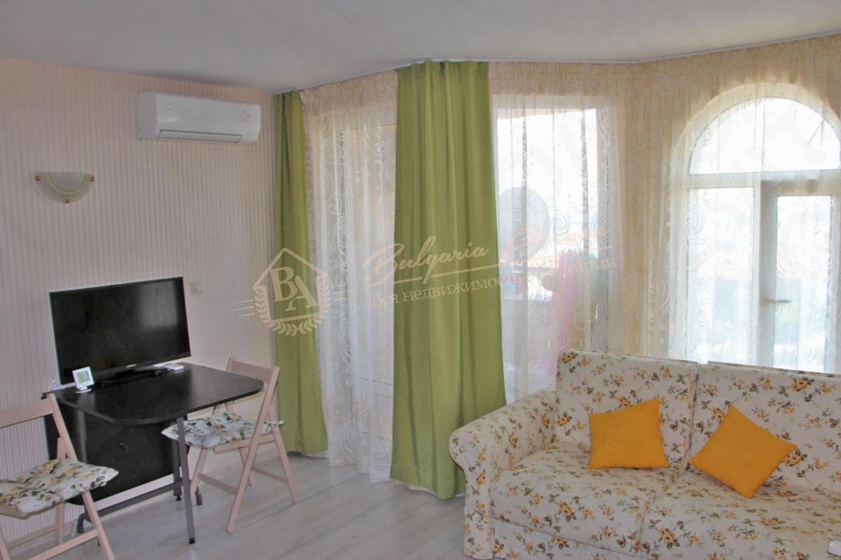 Studio, Alpha, Sveti Vlas