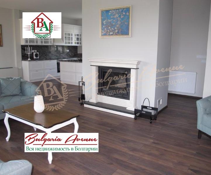 Elegant high-quality house, panoramic view, 650m to the beach, Varna