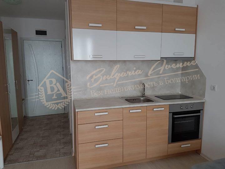 Spacious studio with sea view, 300m from the centre of Sveti Vlas