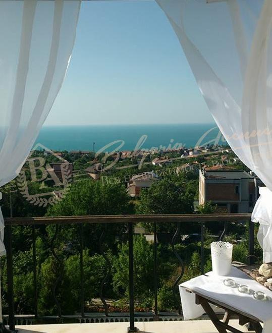 Apartment with sea view and parking space in the city of Varna