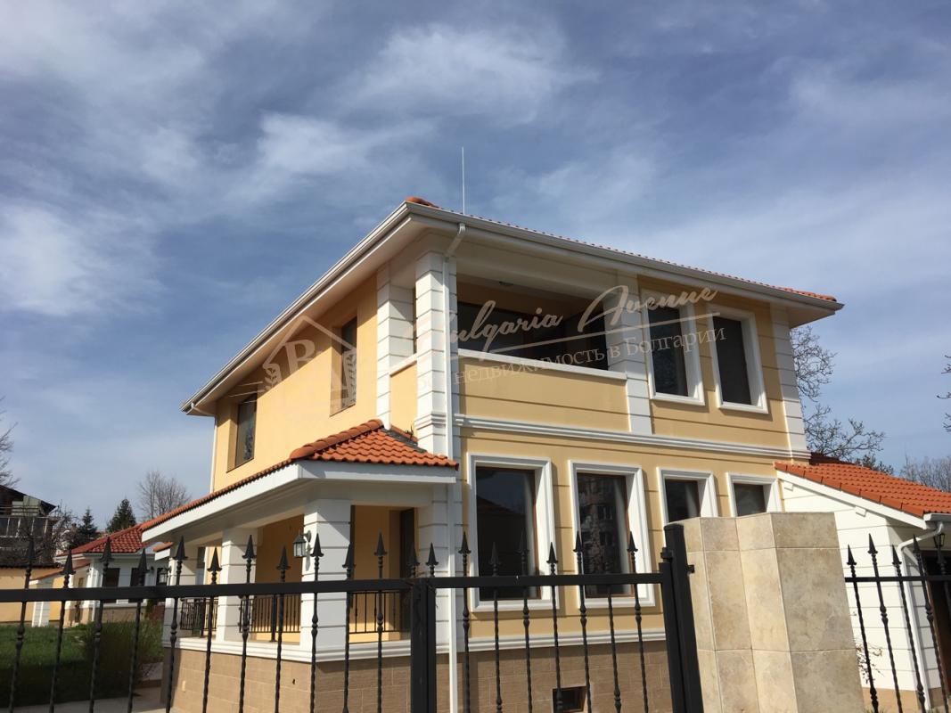 Luxury private house in the Evsinovgrad area, Varna