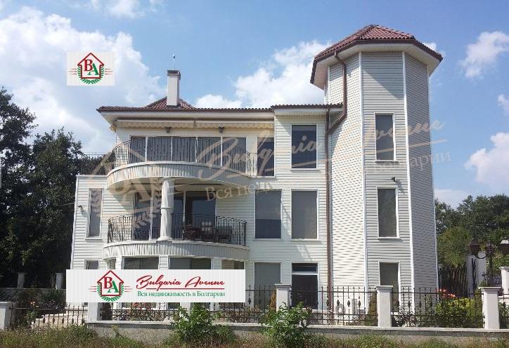Three-storey luxury house of high quality, 500m from the sea, Varna