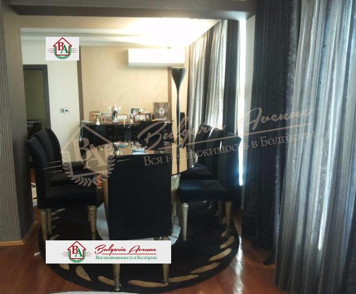 Three-storey luxury house of high quality, 500m from the sea, Varna