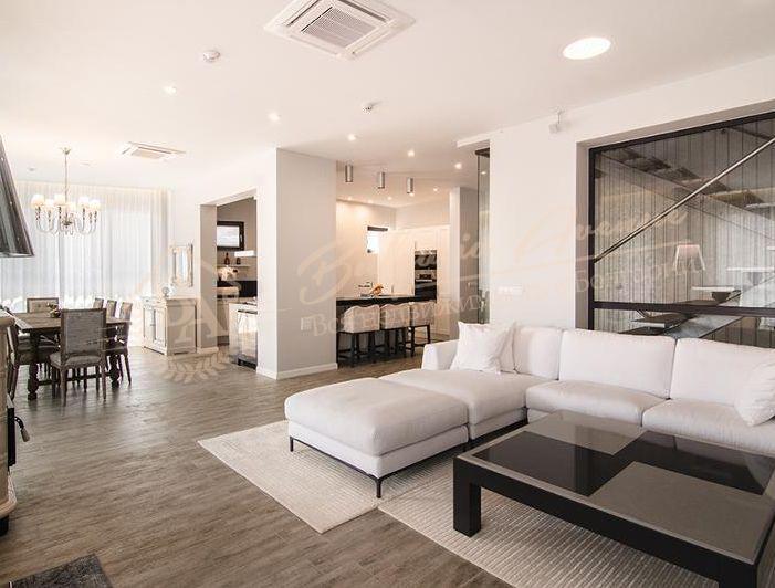 Premium class house with panoramic sea view in Varna