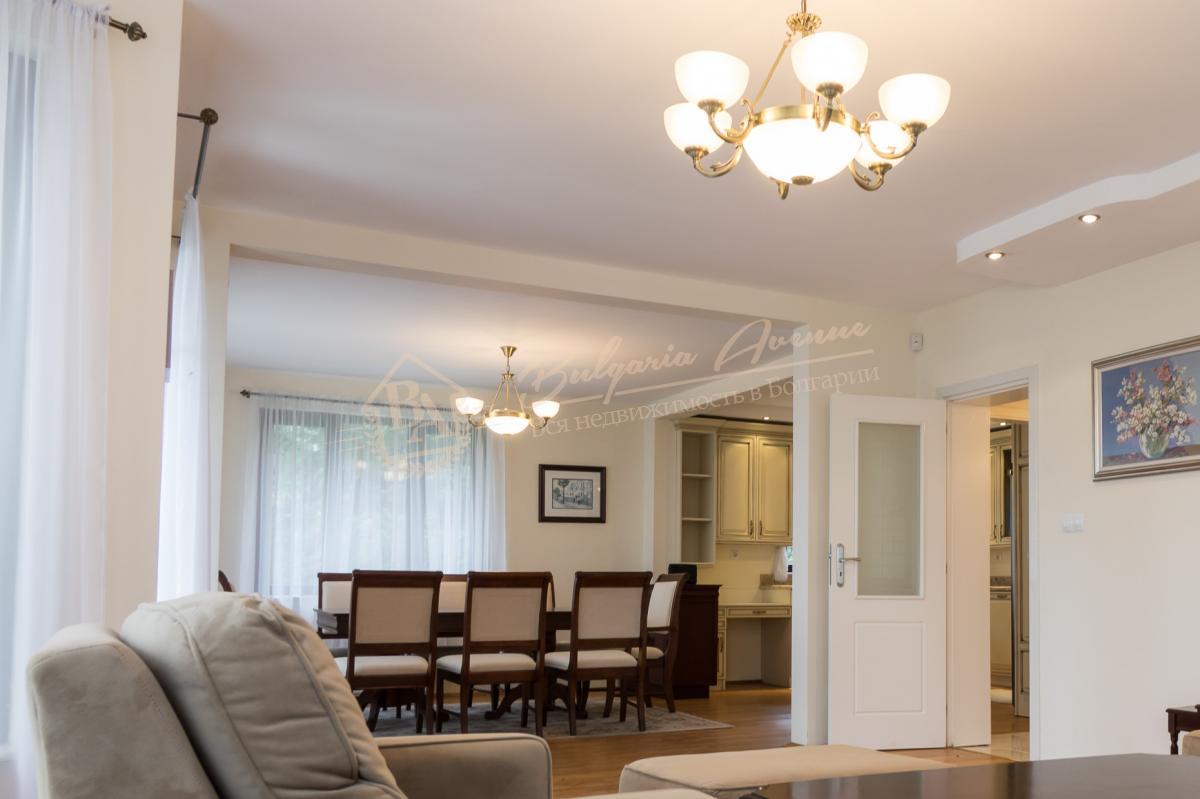Elite, private house on the first line of the Sea Maritime Park, Varna