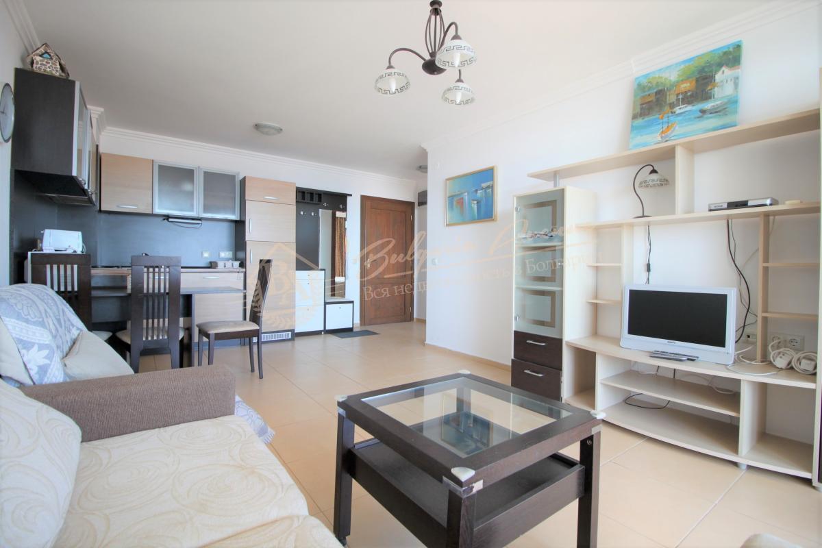 1-Bedroom Apartment with Sea Panorama in Sveti Vlas