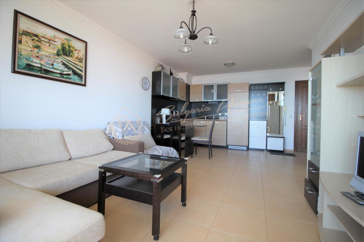 1-Bedroom Apartment with Sea Panorama in Sveti Vlas