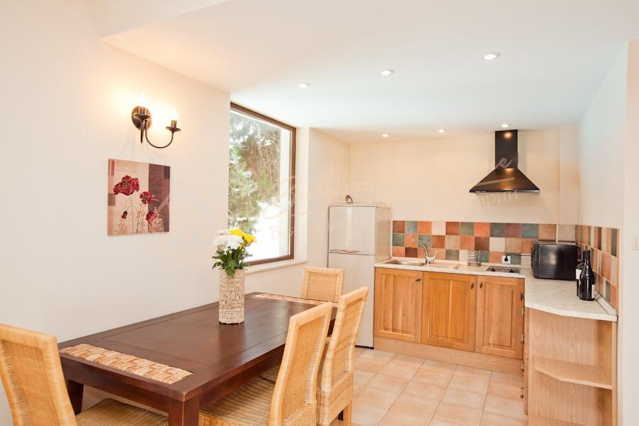 Villa in Mediterranean style 200m from the sea on the Black Sea coast