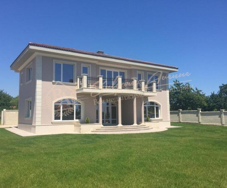 New Mediterranean house by the sea with excellent transport links, Varna region