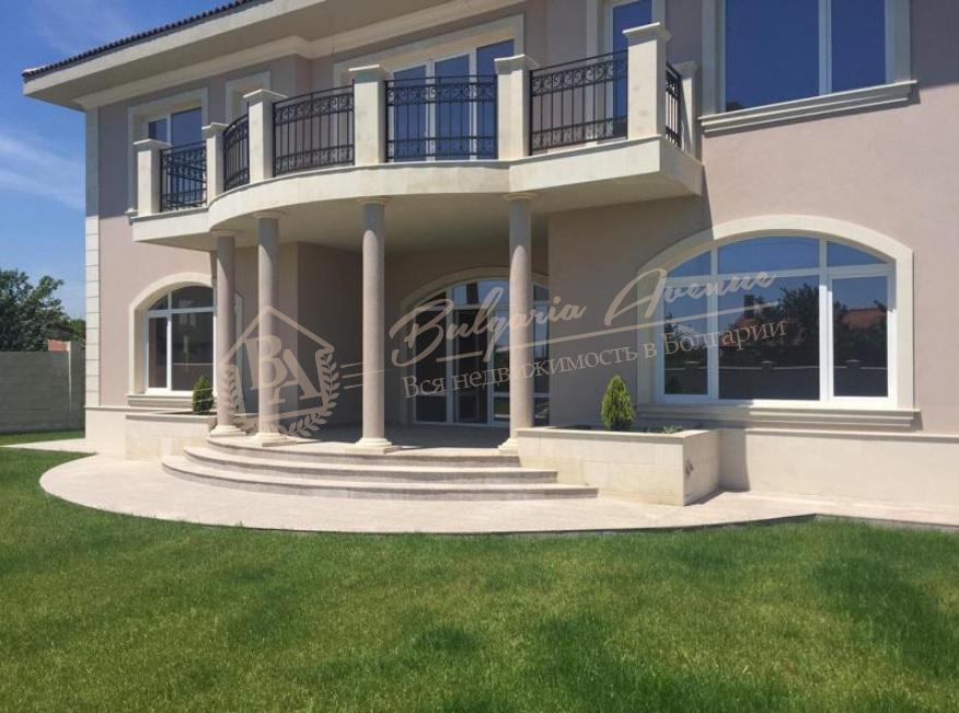 New Mediterranean house by the sea with excellent transport links, Varna region