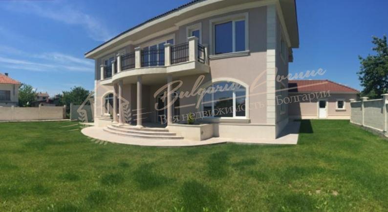 New Mediterranean house by the sea with excellent transport links, Varna region