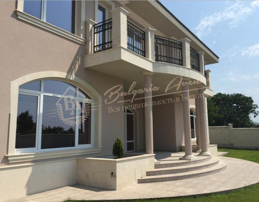 New Mediterranean house by the sea with excellent transport links, Varna region