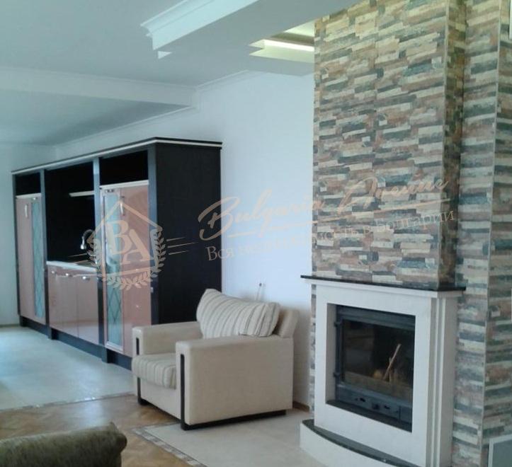 Private new house with sea view