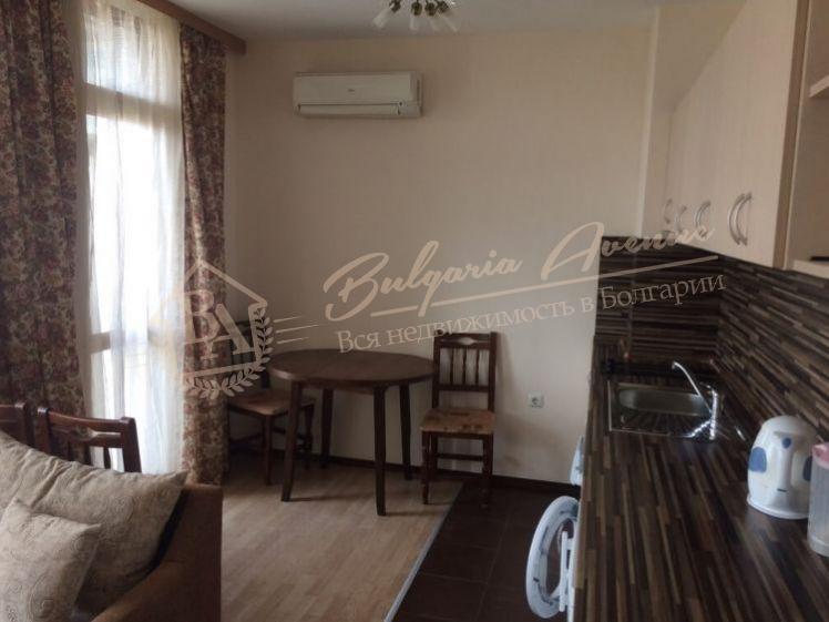 Multifunctional studio 200m from the sea, for permanent residence in Ravda