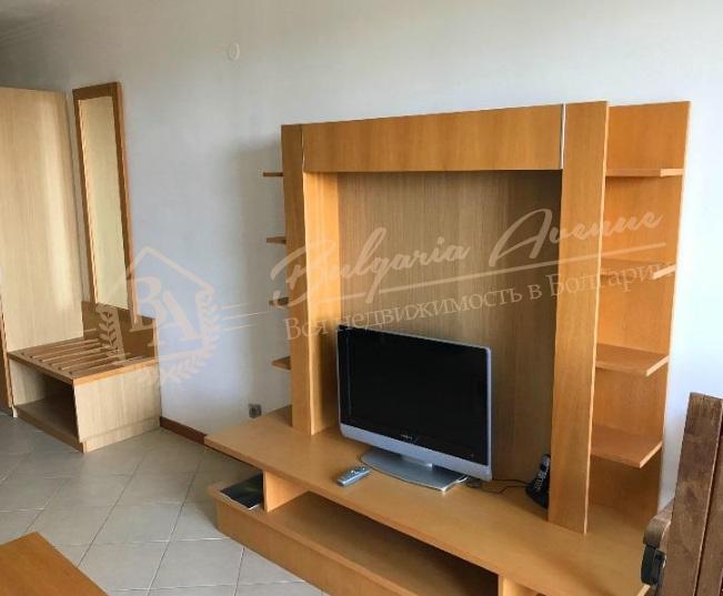 Studio on the first line with its own beach, Ravda