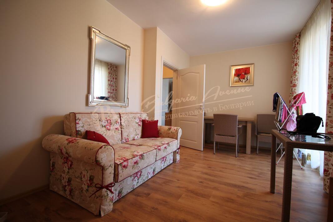 1-Bedroom Luxury Apartment on the Southern Coast, 120m from the Sea, Ravda