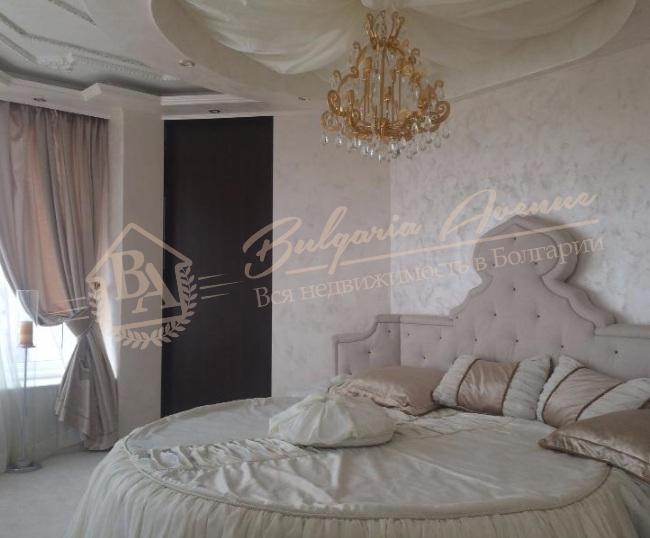 Designer 2-bedroom apartment in a complex by the sea, Ravda