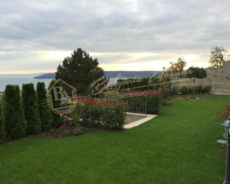 Newly built, stylish house with sea panorama in the maritime capital of Varna