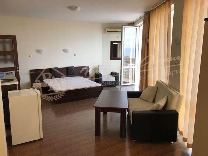 Spacious studio with panoramic terrace and sea view in Sveti Vlas