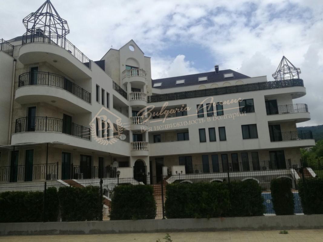One-bedroom apartment in a complex by the sea, Sveti Vlas
