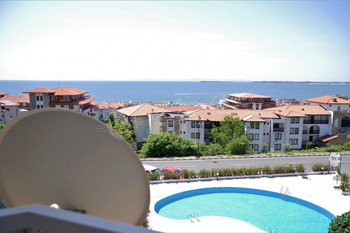 Bright, cosy 1-bedroom apartment with sea view in Sveti Vlas
