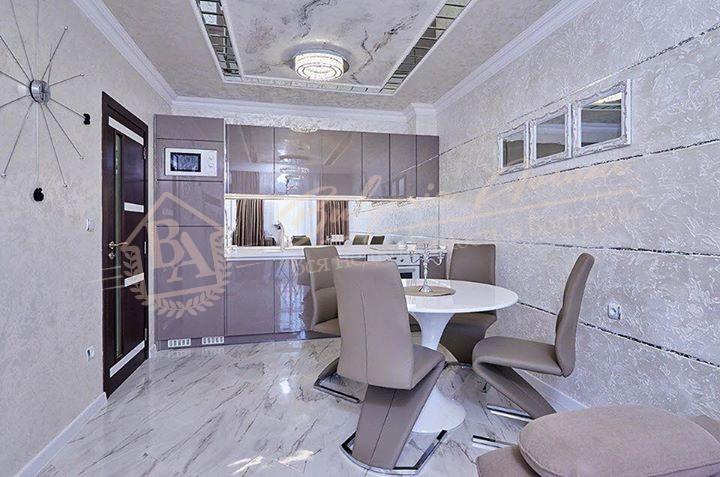 Luxury apartment with sea panorama in Sveti Vlas