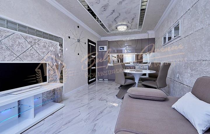Luxury apartment with sea panorama in Sveti Vlas