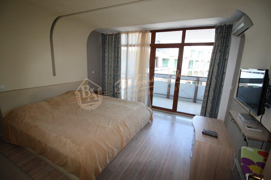 Excellent apartment with pool view, Sunny Beach