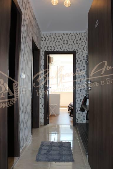 Cosy 1-bedroom apartment with its own parking near the sea, Sunny Beach