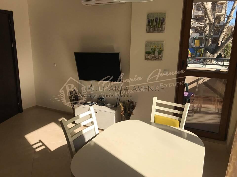 Excellent Three-Bedroom Apartment in the Cascadas Complex