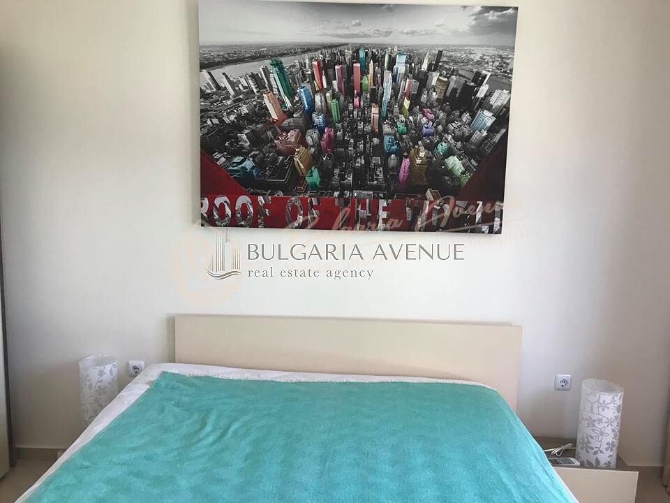 Excellent Three-Bedroom Apartment in the Cascadas Complex
