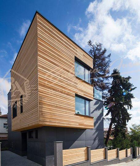 Private house with low electricity consumption by the sea, Varna