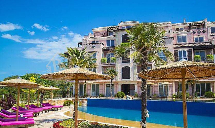 1-Bedroom Apartment on the First Line in Sozopol