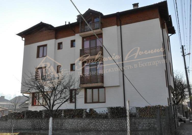 Operating hotel with mineral pool, Blagoevgrad region
