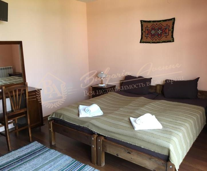 Operating hotel with mineral pool, Blagoevgrad region