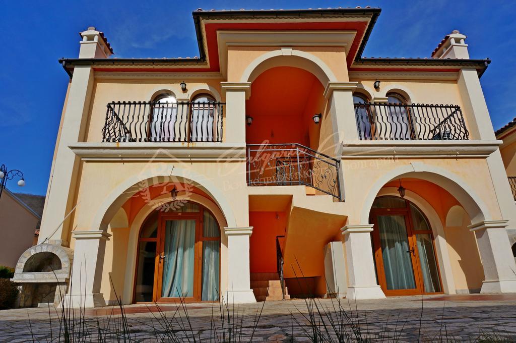 Top price! 1-bedroom apartment by the sea on the southern coast of Bulgaria