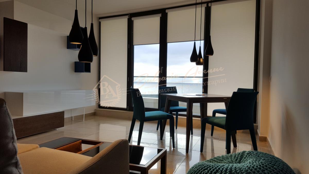 Elite apartment on the first line with panoramic sea views