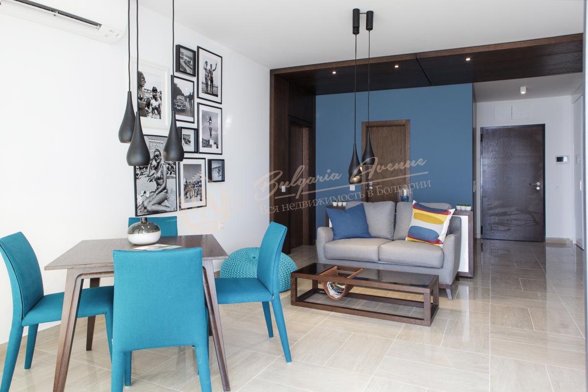 Elite apartment on the first line with panoramic sea views
